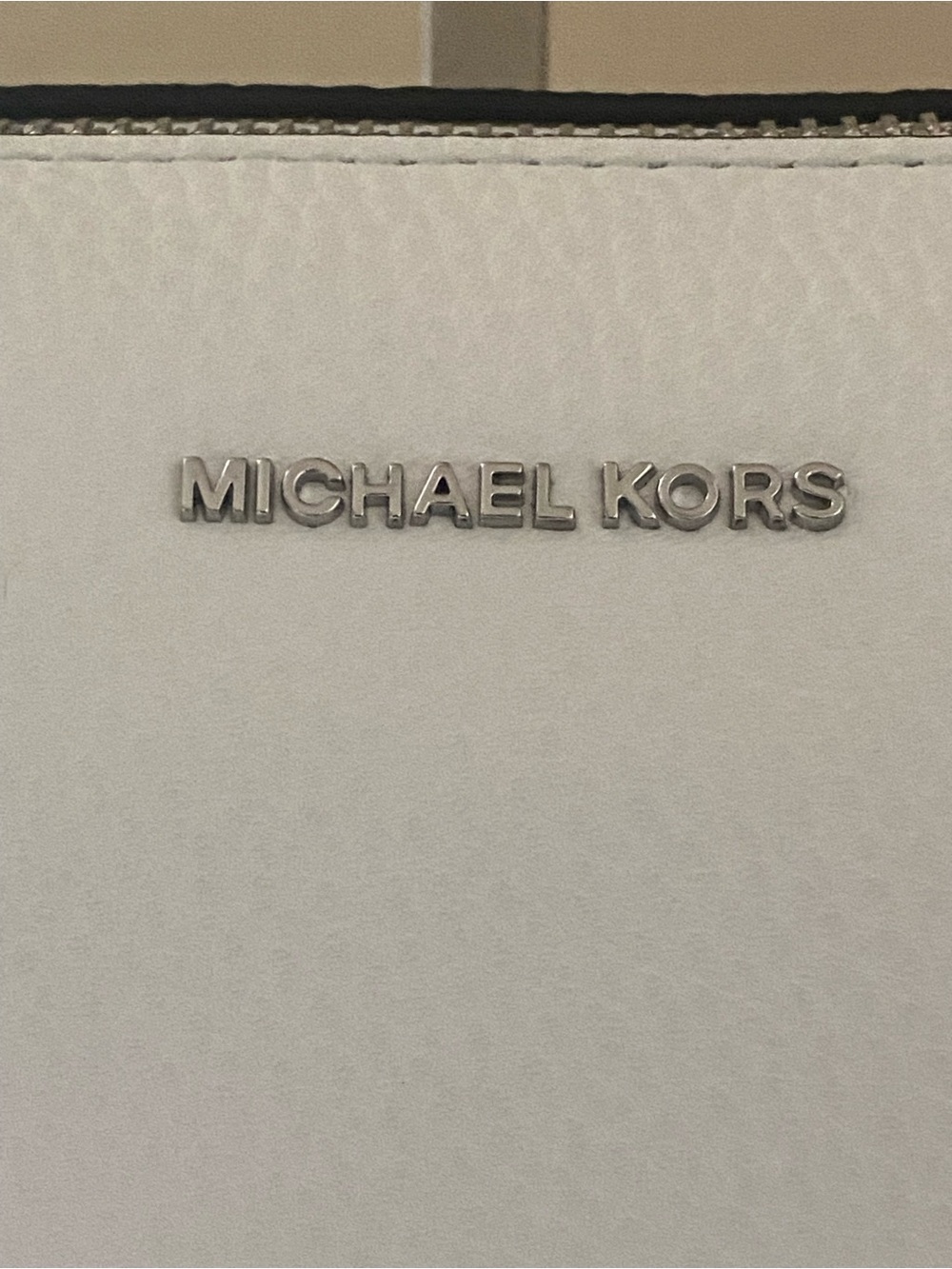MICHAEL Michael Kors Izzy Small Barrel Bag - Optic White Shoulder Bag - Picture 7 of 13